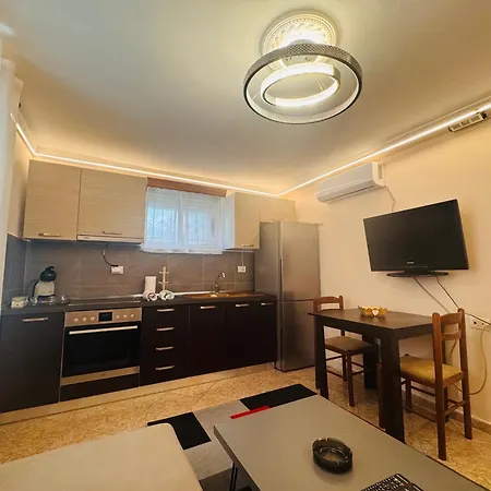 Apartment Vaycay Housing Albania #1