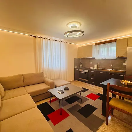 Vaycay Housing Albania #1 Apartment *