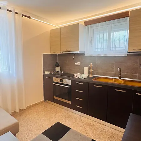 Vaycay Housing Albania #1 *